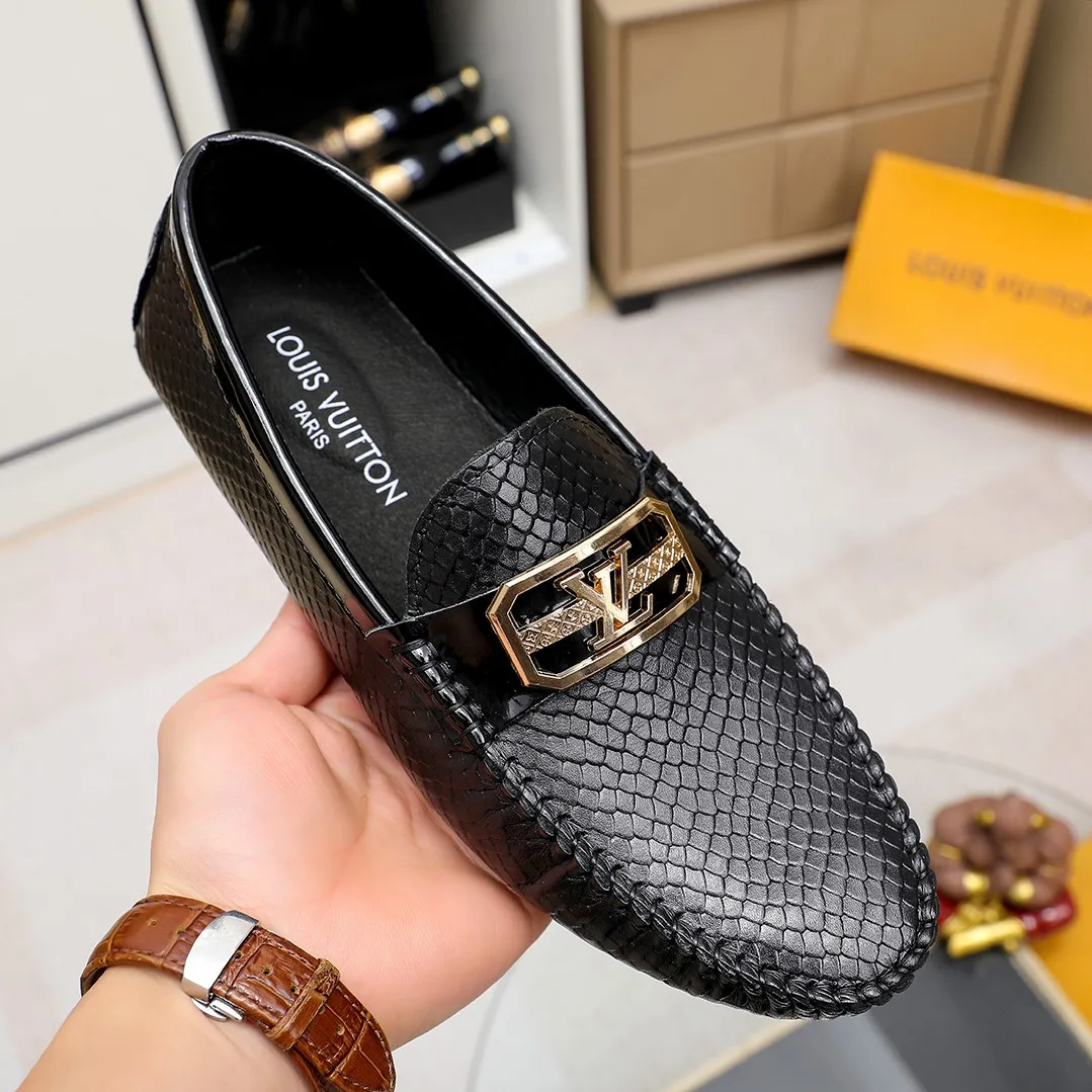Men's shoes 💰360 💰 LV Louis Vuitton's top-quality Peaches men's shoes 💯Original copy of the official website, the upper is made of imported official website 1:1 material ❌Italian 🇮🇹 cowhide surface, imported pigskin lining. It’s definitely not made with ordinary craftsmanship, it’s the model used by celebrities! The factory’s craftsmanship is designed to create the most perfect shoes for trendy men! Colors available! 38-45 yards